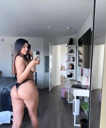 704-287-0909, 27  female escort, Asheville