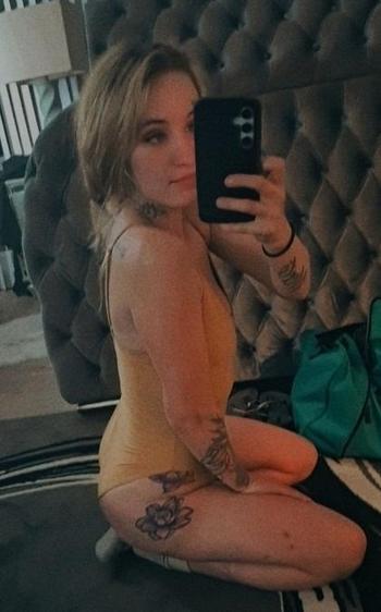 704-712-2230, 27  female escort, Asheville