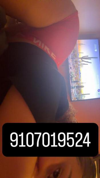 414-855-4528, 21  female escort, Asheville